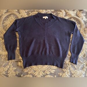 Philosophy Navy V Neck Pullover Sweater Size M Pre-Owned Great condition!